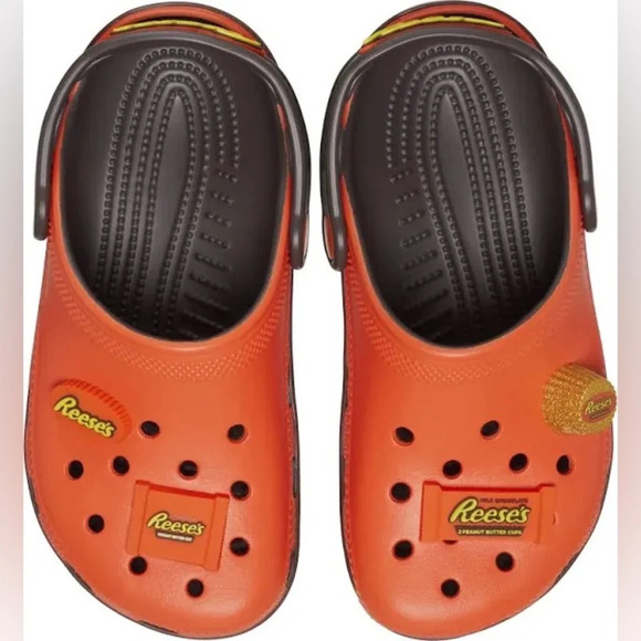 NWT Crocs Classic Clogs Kids Reese’s Candy J1 - Picture 2 of 9